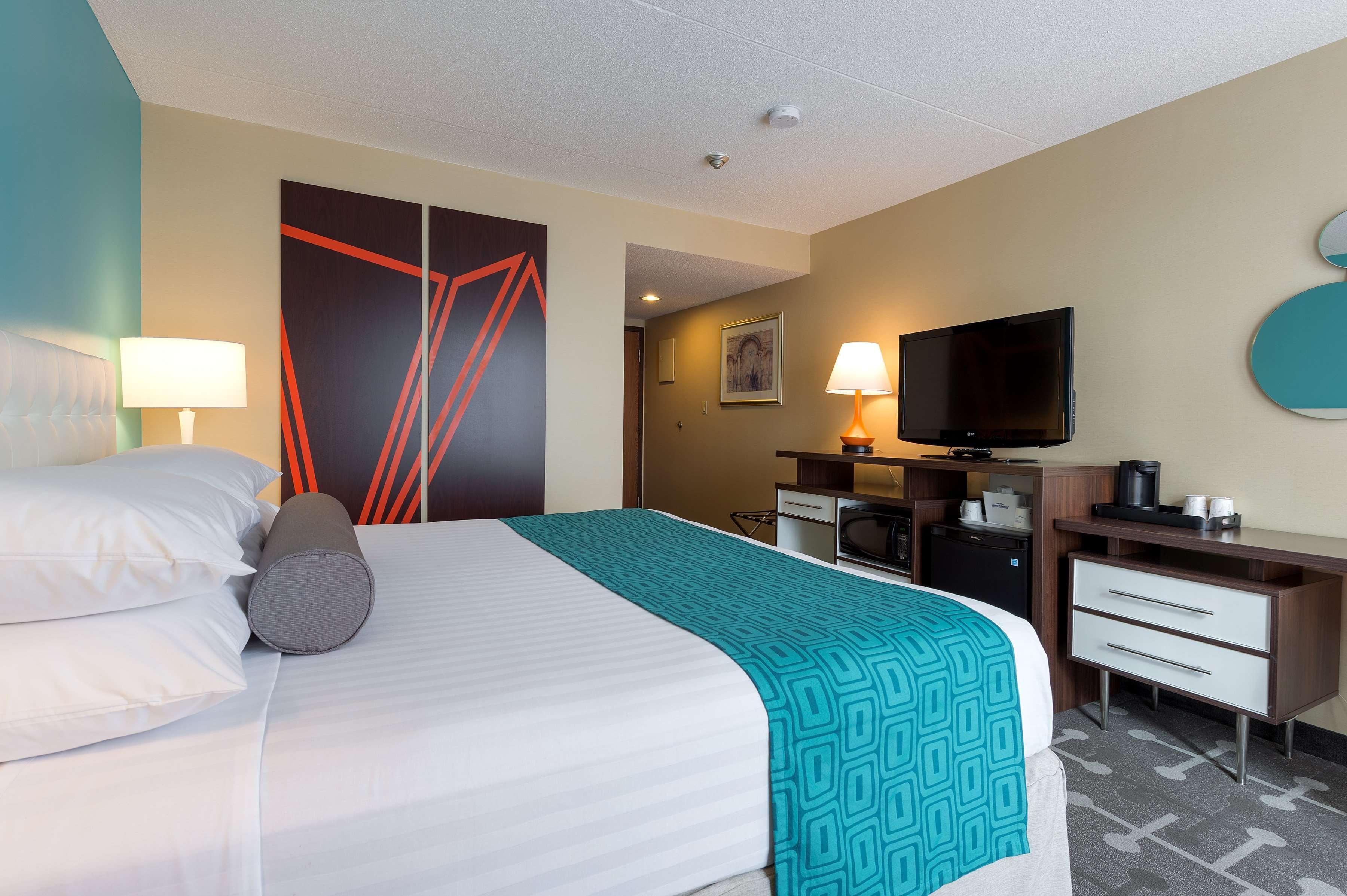 Howard Johnson Plaza By Wyndham By The Falls Niagara Falls Eksteriør billede